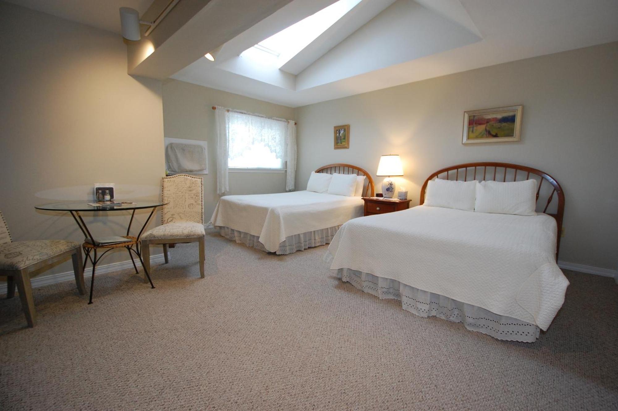 Shaker Mill Inn West Stockbridge Esterno foto