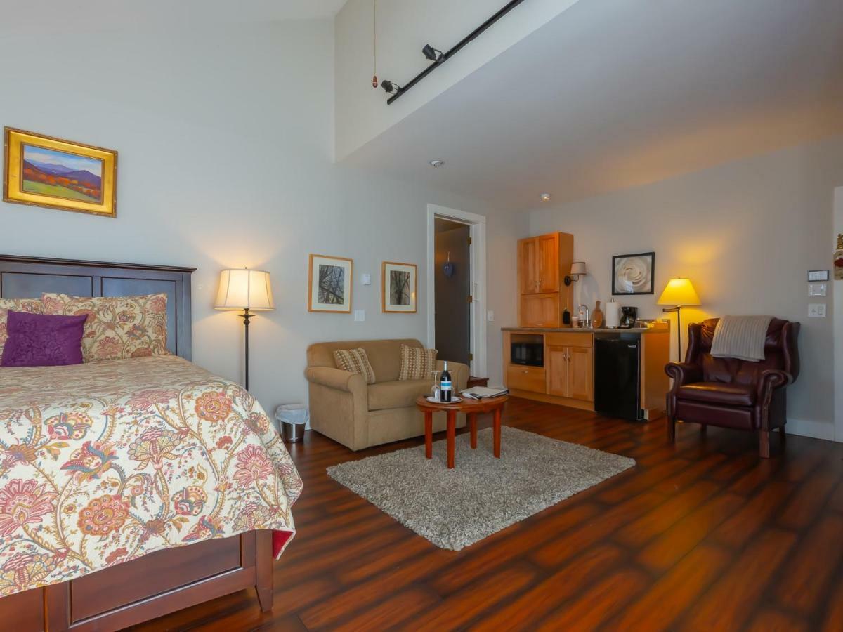 Shaker Mill Inn West Stockbridge Esterno foto